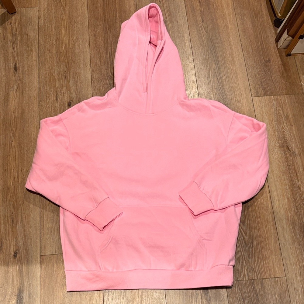NWT women’s pink oversized hoodie sweatshirt medium